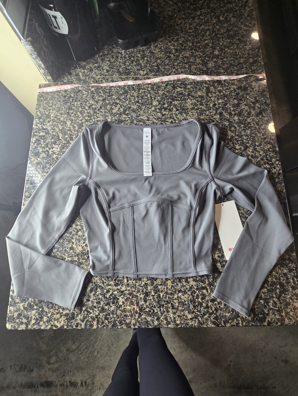 lululemon athletica Gray Long-Sleeve Cropped Top